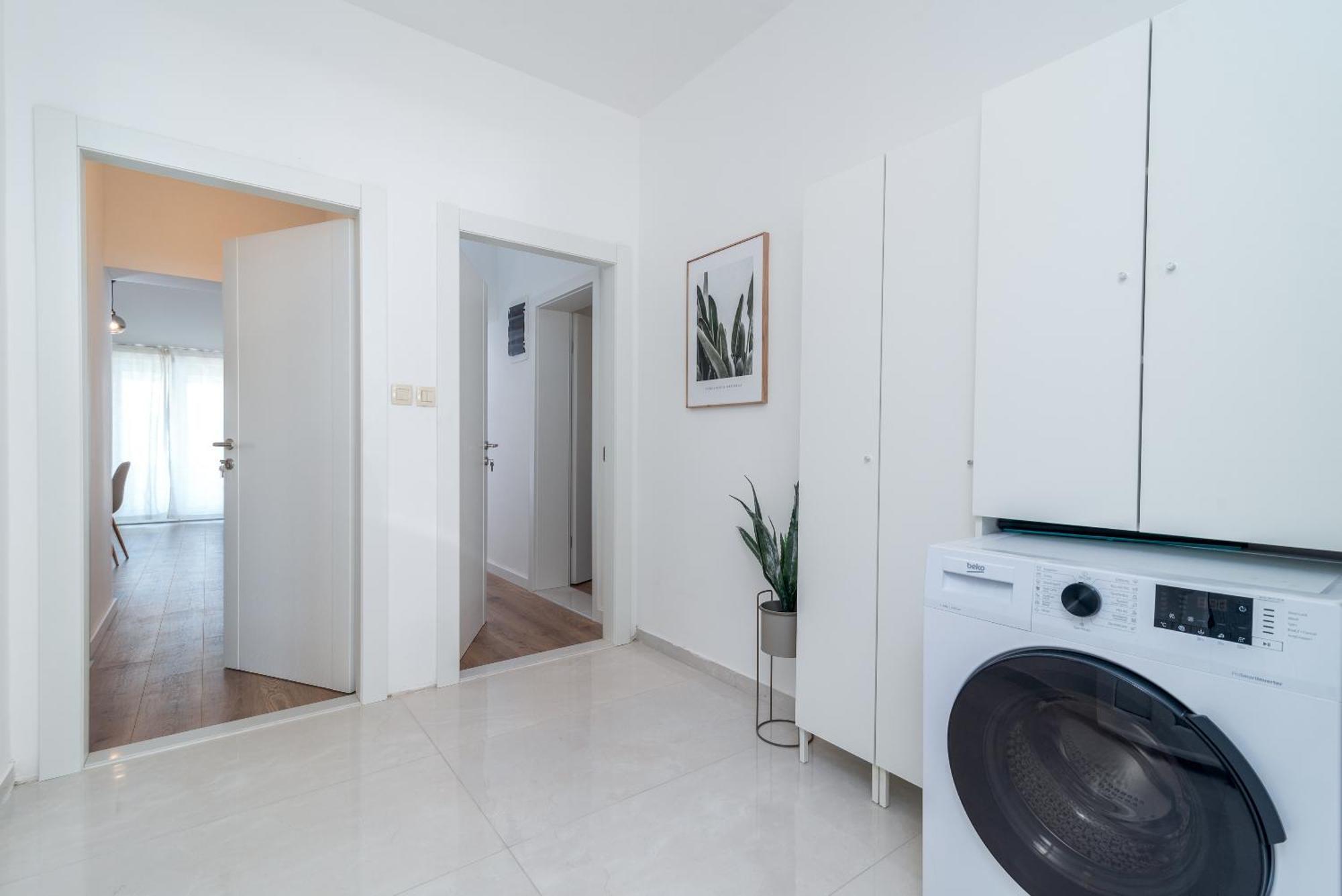 Sea View Apartment Karmen Єсенице Екстер'єр фото