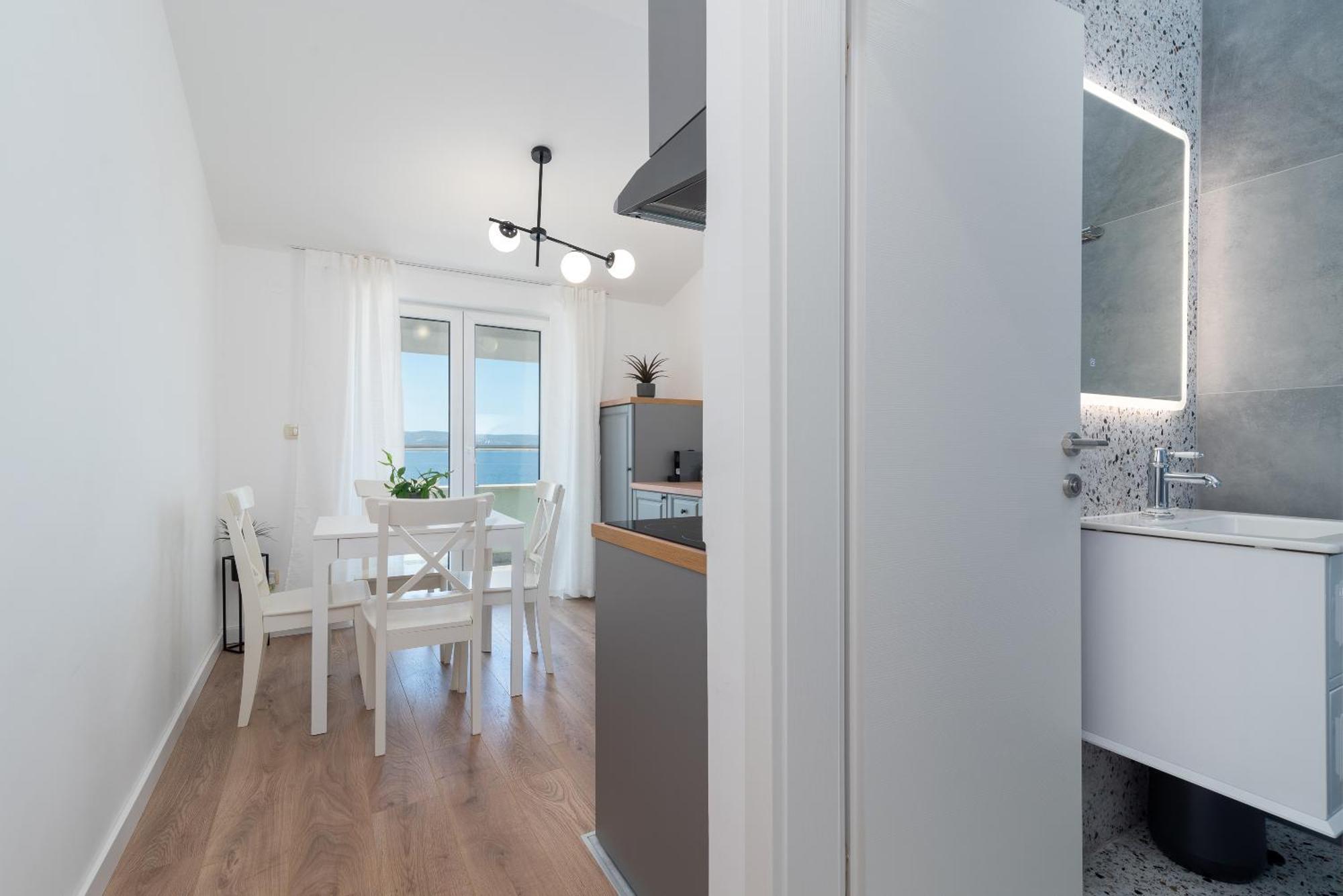 Sea View Apartment Karmen Єсенице Екстер'єр фото